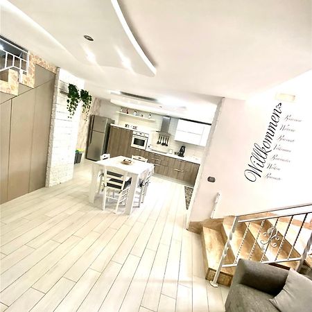 Daly Home Intero Appartamento Mugnano di Napoli Екстер'єр фото