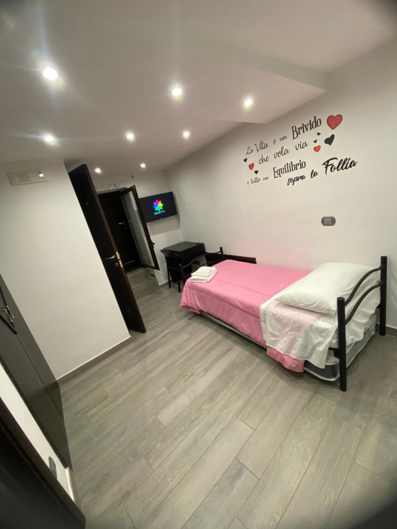 Daly Home Intero Appartamento Mugnano di Napoli Екстер'єр фото